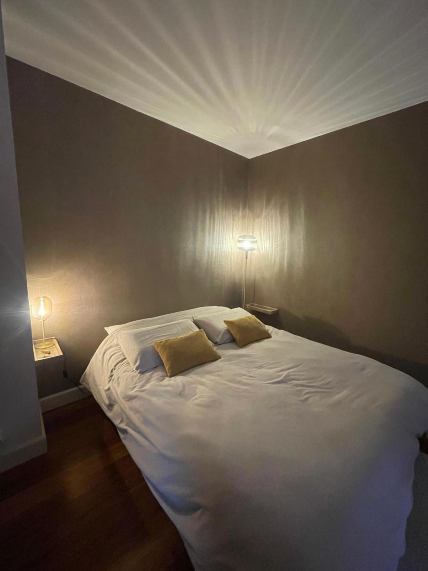 Bed and Breakfast Le P'Tit Nid De Gabriel Les Touches-de-Périgny Zewnętrze zdjęcie